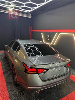 نيسان ألتيما